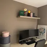 5 Star Sentral And Modern 3-Bedroom Apartment, With Free Parking!